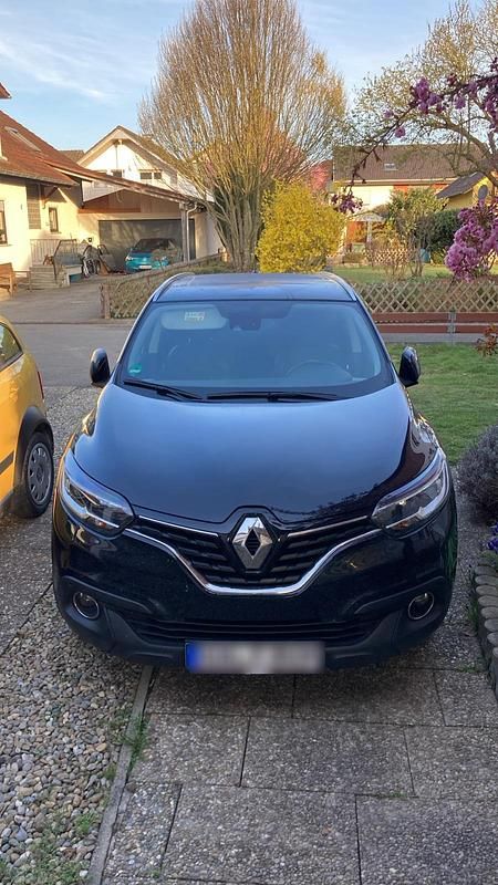 Schwarz Gebraucht 2018 Renault Kadjar SUV | 14.000 € (Fairer Preis) - Bild 1/4