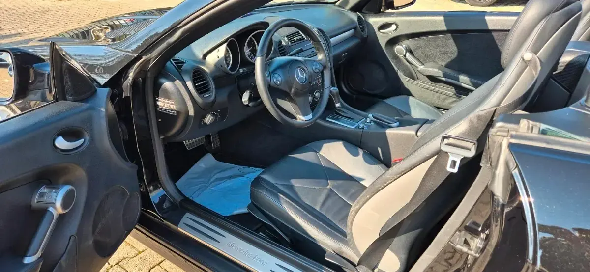 Gebraucht Mercedes SLK280 240 PS (176 kW) 2009 Schwarz Cabrio