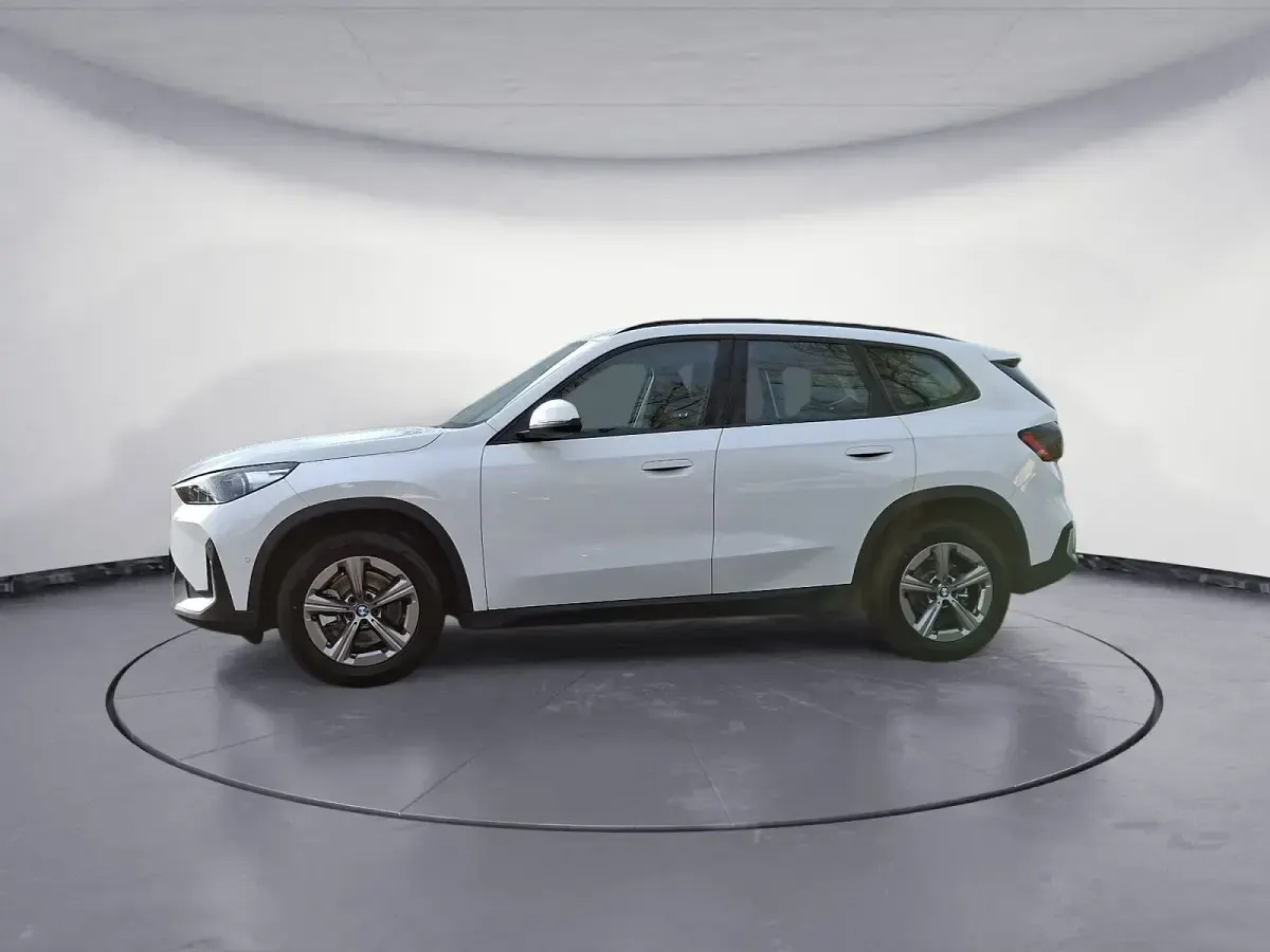 Usado BMW X1 156 HP (114 kW) 2025 Branco SUV