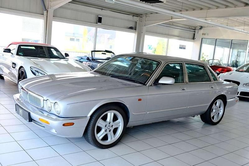 Gebraucht Jaguar XJ8 238 PS (175 kW) 2001 Silber Limousine