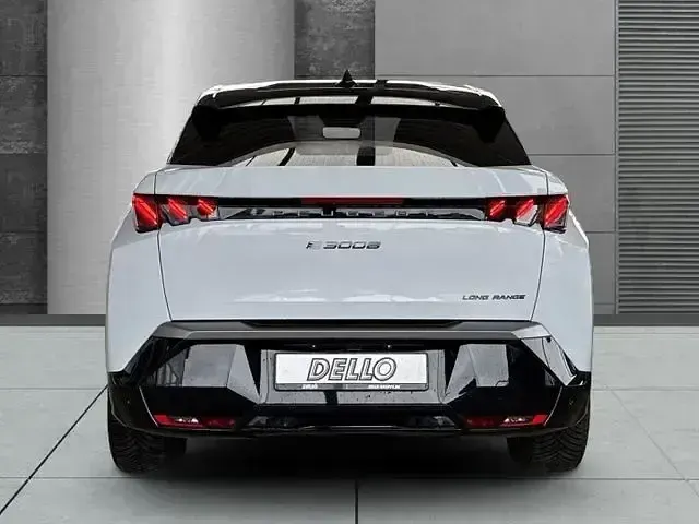 Gebraucht Peugeot e-3008 Long Range 169 kW (231 PS) 2025 Andere SUV