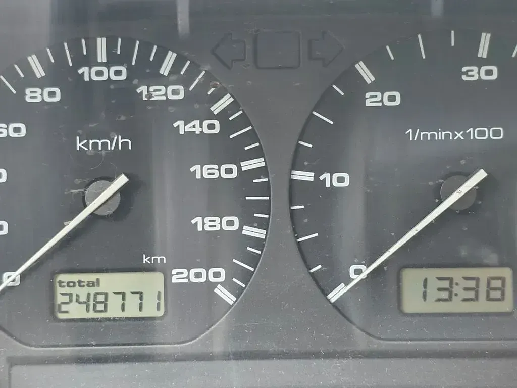 Używany VW Caddy 64 KM (47 kW) 2002 Biały Minivan