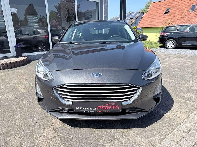 Second-hand Ford Focus 101 CP (74 kW) 2019 Gri Berlinǎ