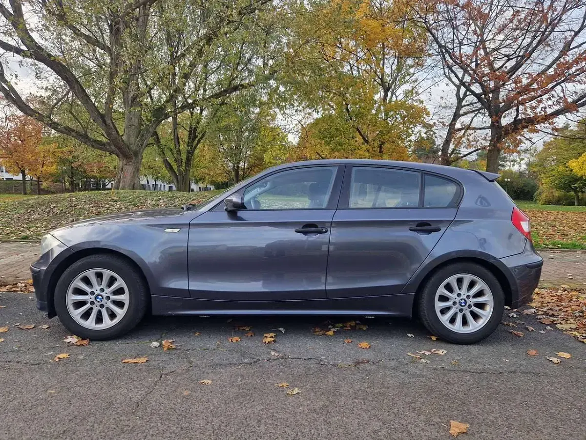 Gebraucht BMW 116 116 PS (85 kW) 2006 Grau Kleinwagen