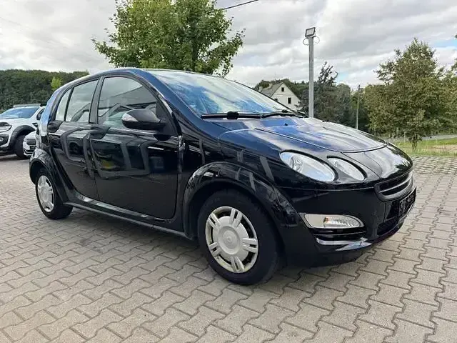 Używany Smart ForFour Pulse 75 KM (55 kW) 2006 Czarny Hatchback