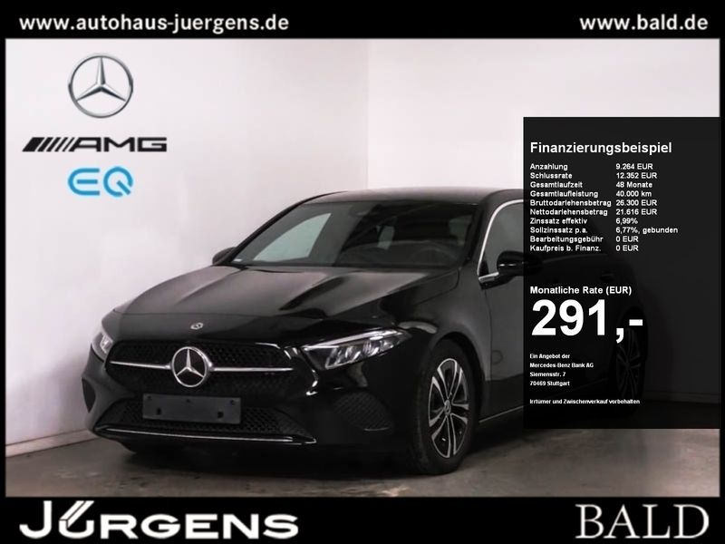 Night black Gebraucht 2024 Mercedes A200 Progressive Limousine | 30.880 € (Fairer Preis) - Bild 1/4