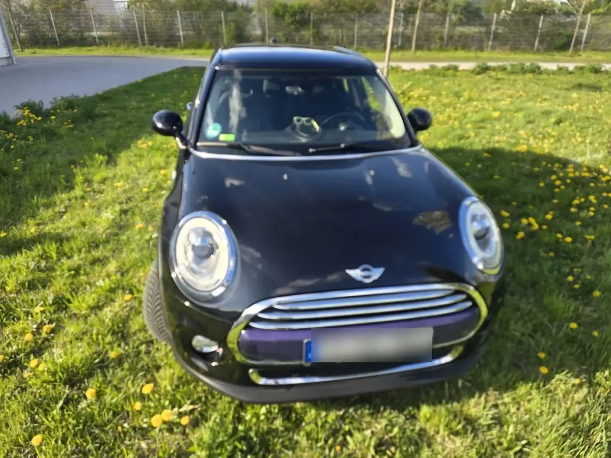 Używany Mini Cooper 136 KM (100 kW) 2016 Czarny Hatchback