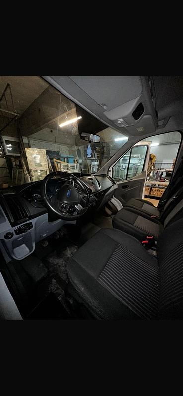 Gebraucht Ford Transit 130 PS (95 kW) 2017 Weiß Van / Kleinbus