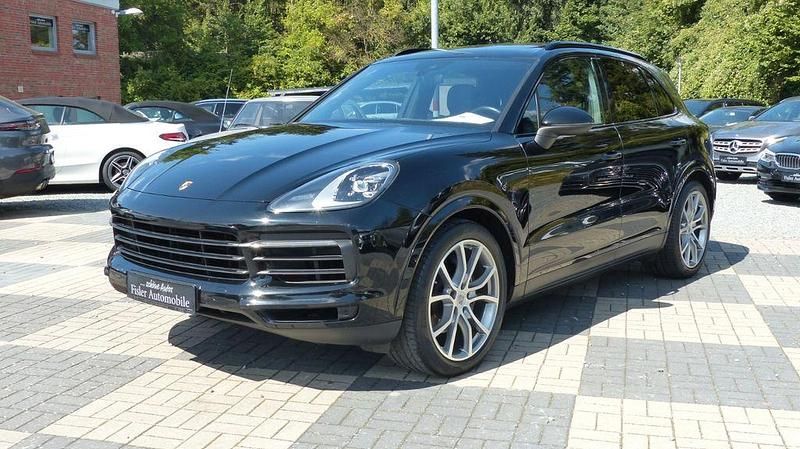 Schwarz Gebraucht 2019 Porsche Cayenne SUV | 51.800 € (Guter Preis) - Bild 1/4