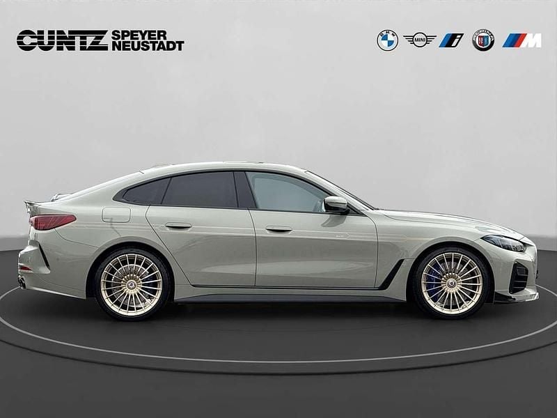 Neu Alpina B4 529 PS (389 kW) 2026 Modegrau uni Coupé