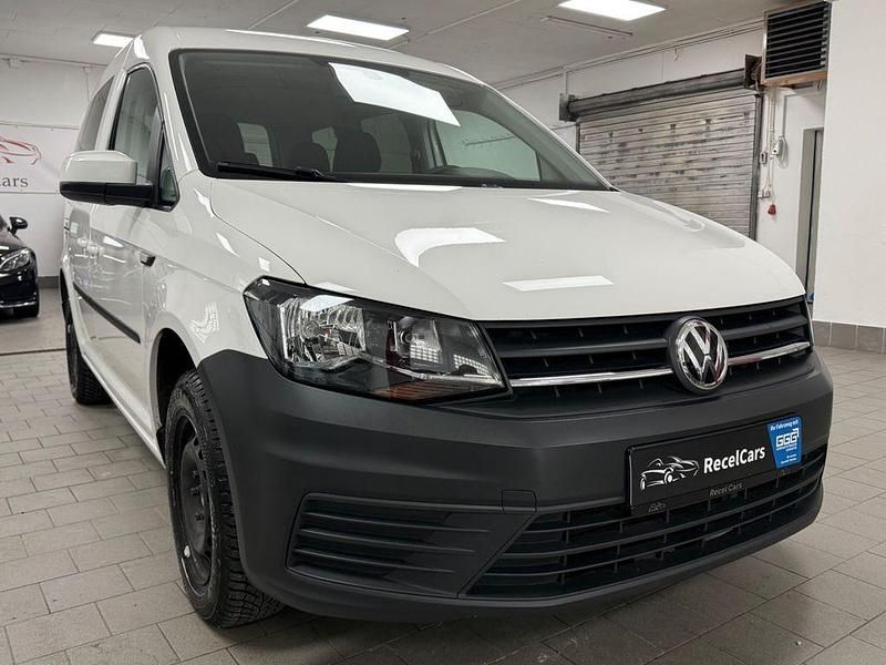 Gebraucht VW Caddy Trendline 102 PS (75 kW) 2019 Weiß Van / Kleinbus