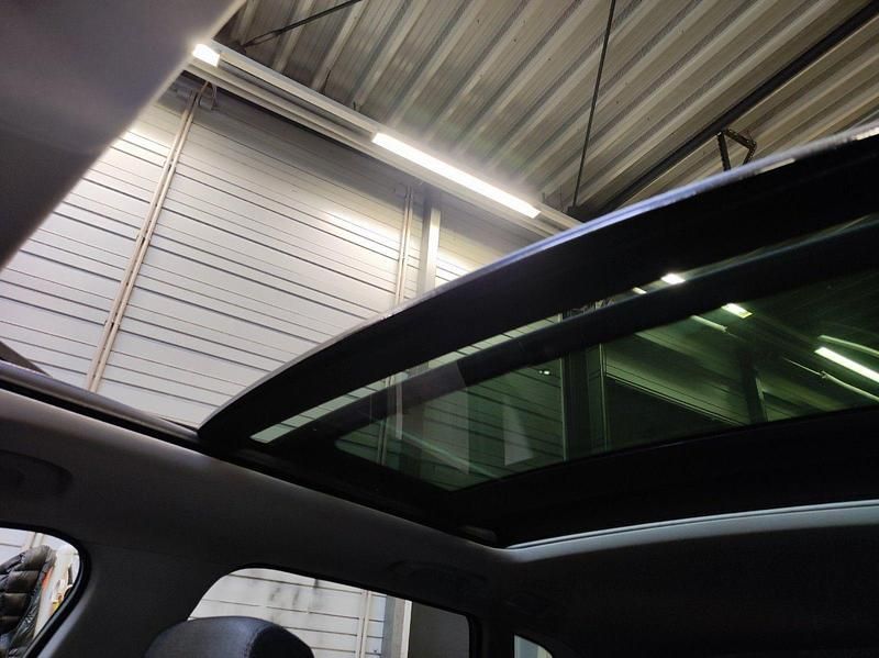 Gebraucht BMW X1 Performance 177 PS (130 kW) 2012 Schwarz SUV