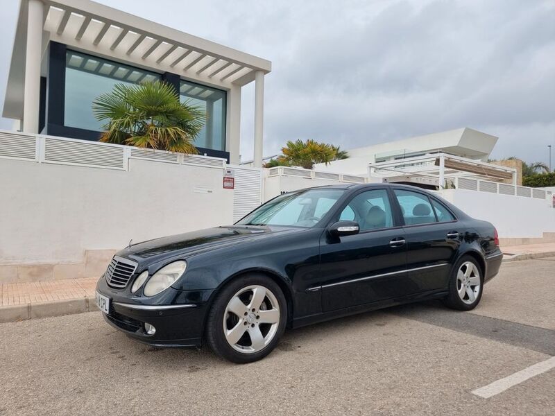 Gebraucht Mercedes E500 Avantgarde 306 PS (225 kW) 2004 Schwarz Limousine
