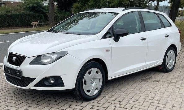 Gebraucht Seat Ibiza ST Reference 69 PS (50 kW) 2012 Weiß Kombi