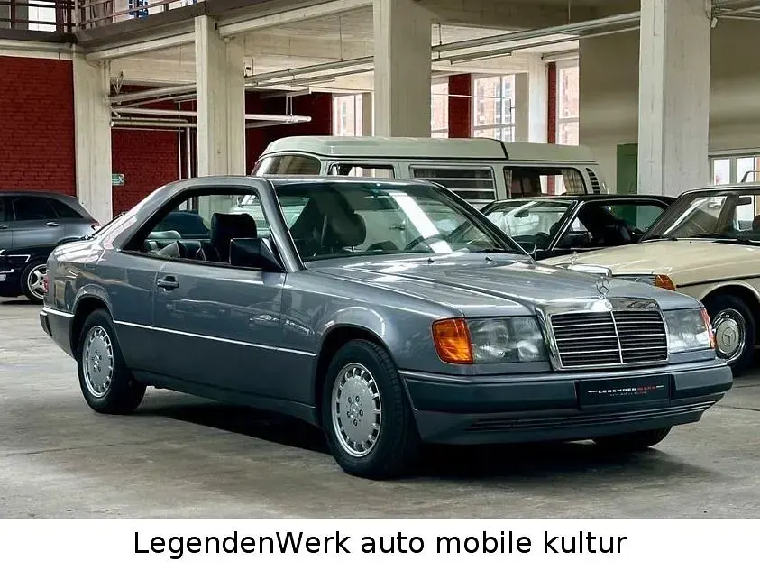 Gebraucht Mercedes 230 136 PS (100 kW) 1989 Perlmuttgrau metallic 122 Coupé