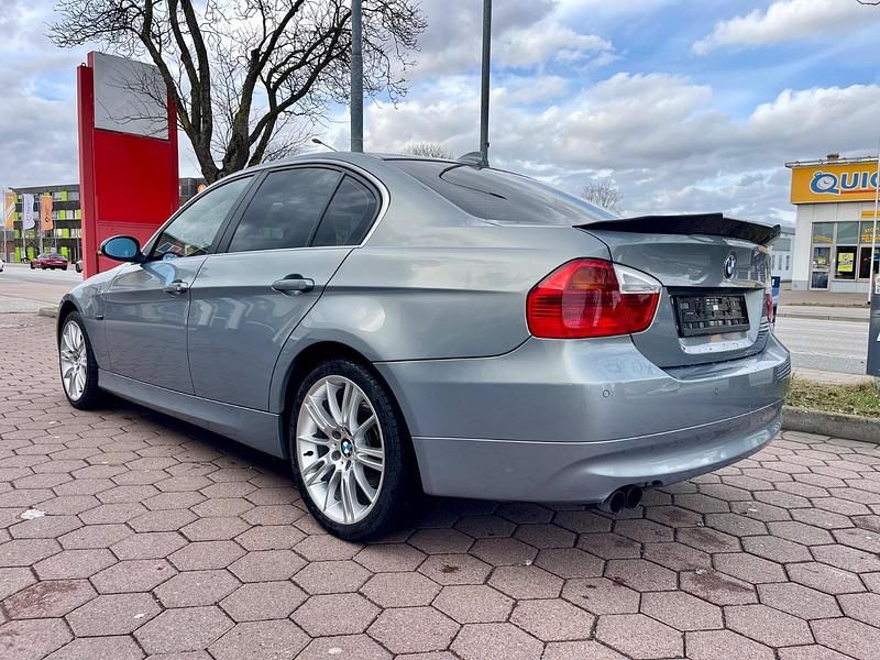 Gebraucht BMW 325 M Sport 218 PS (160 kW) 2006 Grau Limousine