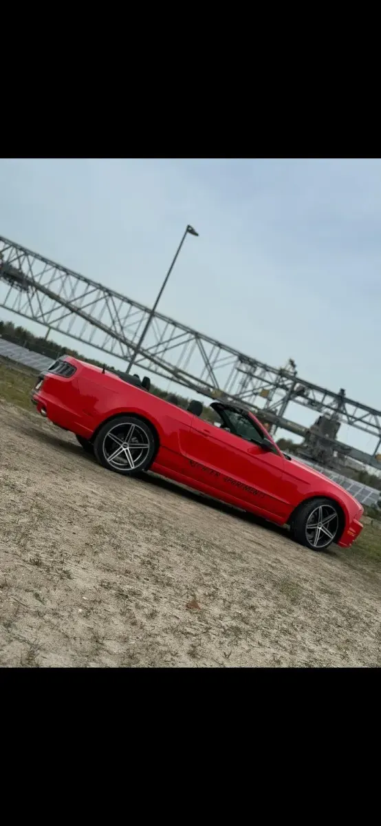 Gebraucht Ford Mustang 350 PS (257 kW) 2013 Rot Cabrio