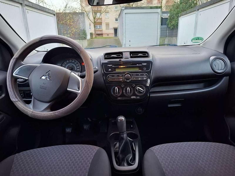 Gebraucht Mitsubishi Space Star Edition 71 PS (52 kW) 2018 Limousine