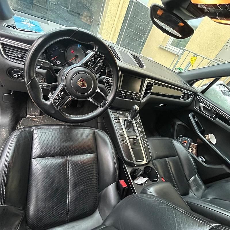 Gebraucht Porsche Macan S 258 PS (189 kW) 2015 Grau SUV