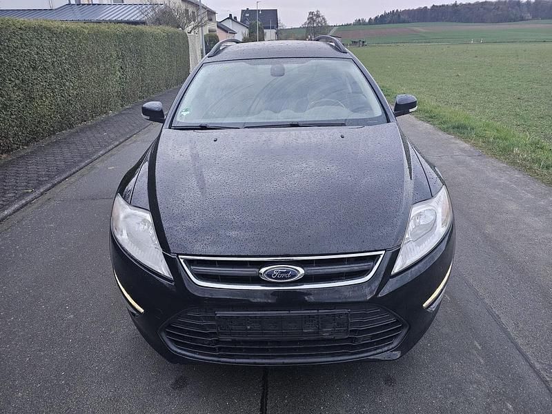 Gebraucht Ford Mondeo Trend 116 PS (85 kW) 2011 Schwarz Kombi