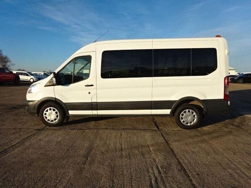 Gebraucht Ford Transit Trend 131 PS (96 kW) 2017 Weiß Kombi