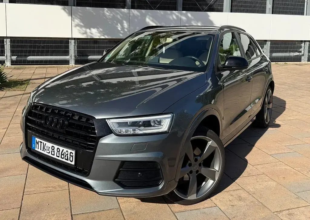 Gebraucht Audi Q3 Design 150 PS (110 kW) 2015 Grau SUV