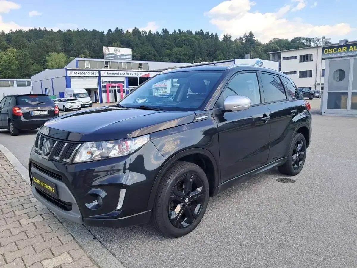Gebraucht Suzuki Vitara 140 PS (102 kW) 2017 Other SUV
