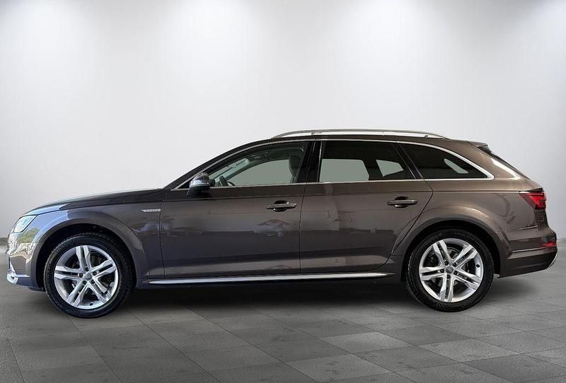 Gebraucht Audi A4 Allroad Ambiente 163 PS (119 kW) 2018 Argusbraun metallic Kombi