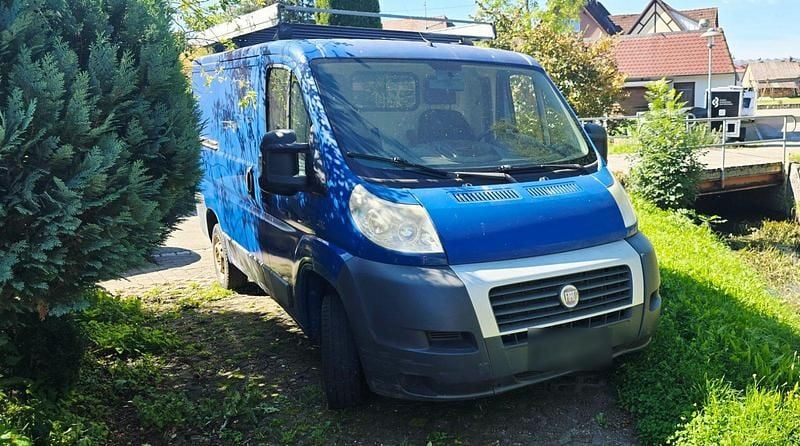 Gebraucht Fiat Ducato 130 PS (95 kW) 2012 Blau Van