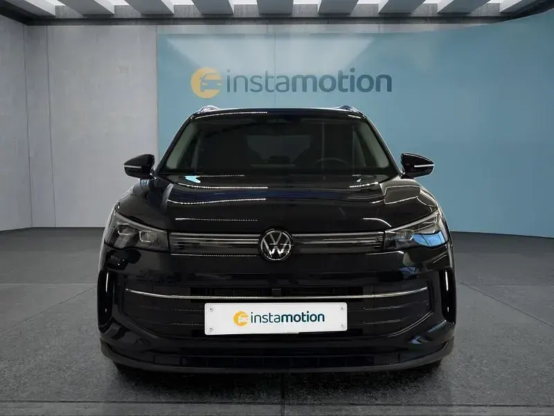 Gebraucht VW Tiguan 150 PS (110 kW) 2025 Schwarz SUV