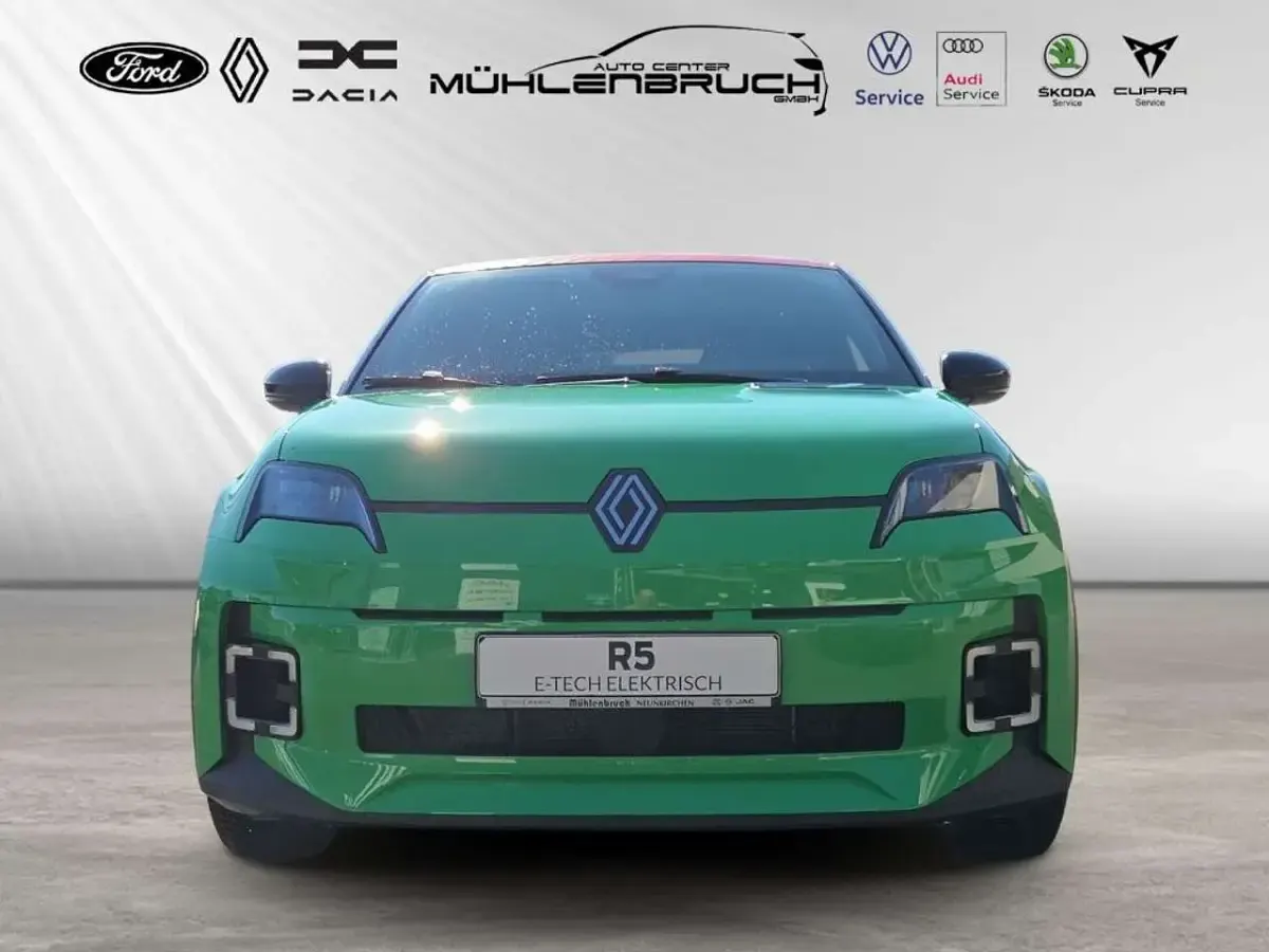 Gebraucht Renault 5 E-Tech Komfort 110 kW (150 PS) 2026 Pop green! metallic, dach blac Kleinwagen