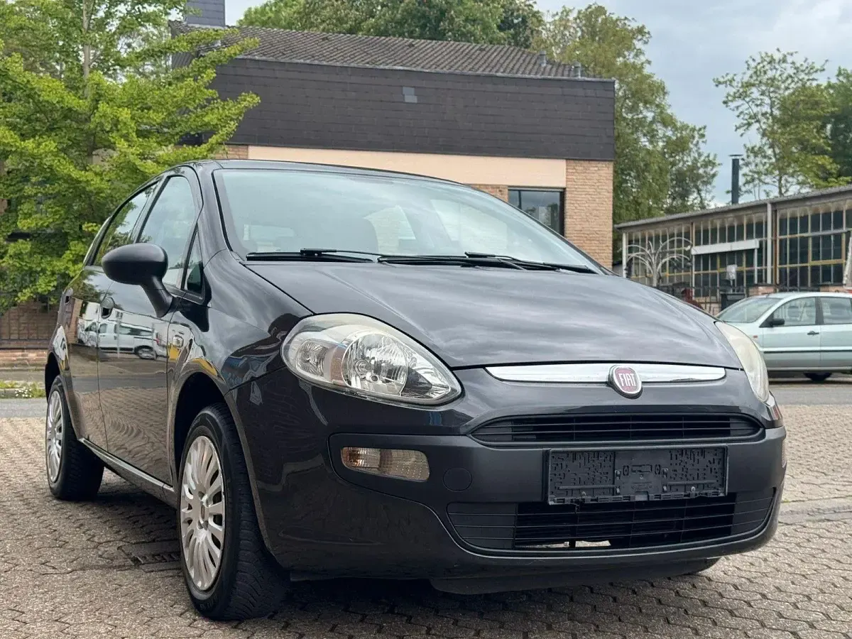 Gebraucht Fiat Punto Evo Active 77 PS (56 kW) 2010 Schwarz Kleinwagen