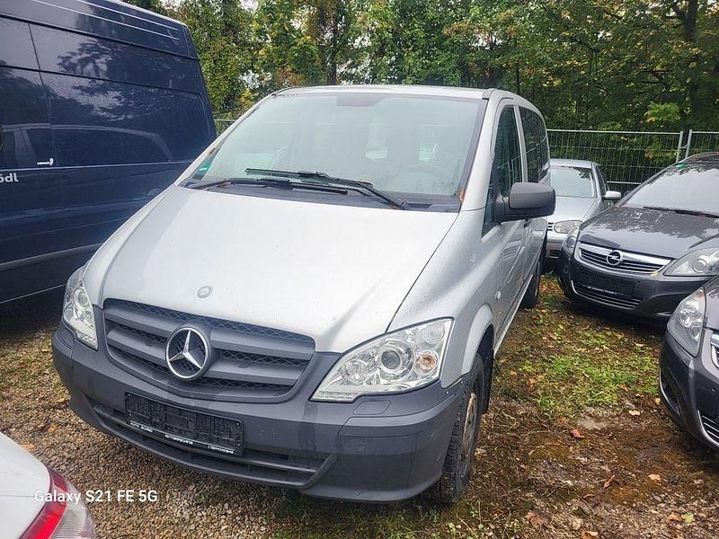 Gebraucht Mercedes Vito 163 PS (119 kW) 2011 Silber Van