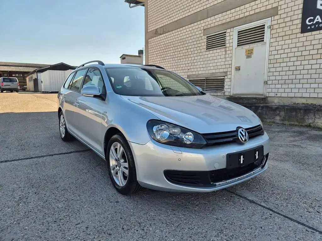Gebraucht VW Golf VI Trendline 105 PS (77 kW) 2011 Silber Kleinwagen