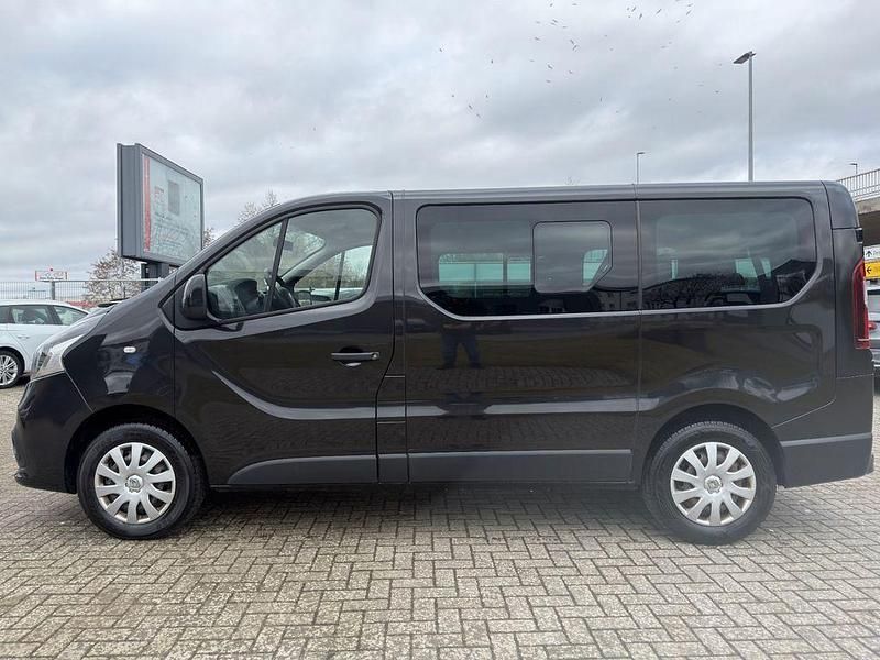 Gebraucht Renault Trafic 125 PS (91 kW) 2017 Schwarz Van / Kleinbus