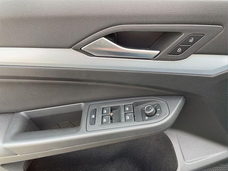 Gebraucht VW Golf VIII 150 PS (110 kW) 2025 Blau Kleinwagen