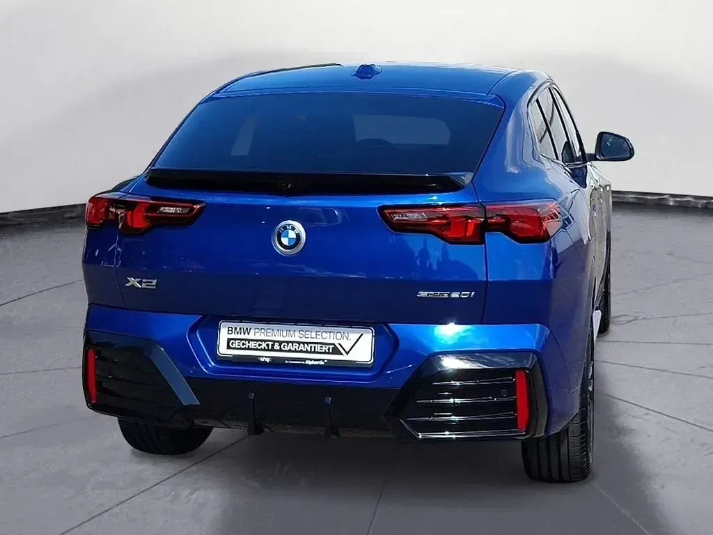 Gebraucht BMW X2 M Sport 170 PS (125 kW) 2025 Blau SUV