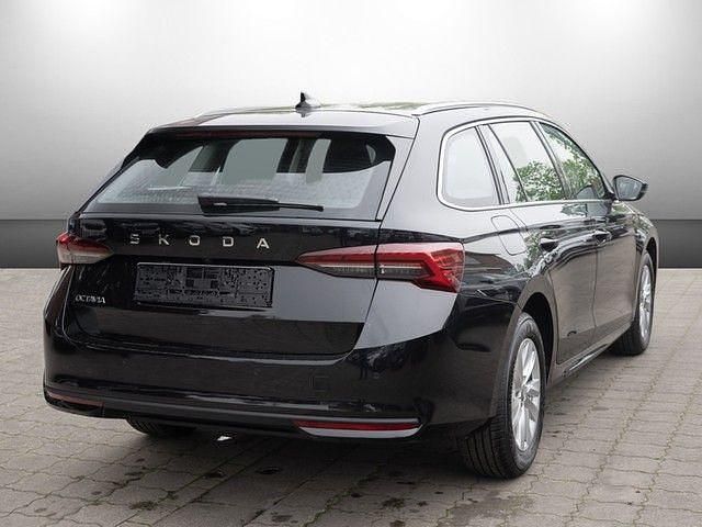 Gebraucht Skoda Octavia Selection 150 PS (110 kW) 2025 Schwarz Kombi