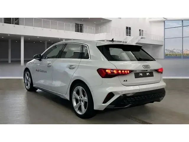 Gebraucht Audi A3 S-Line 150 PS (110 kW) 2025 Limousine
