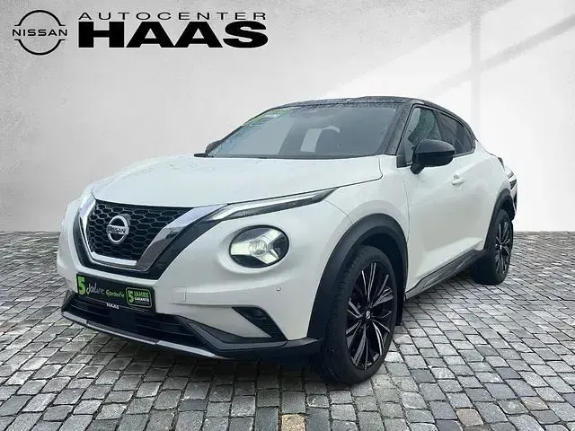 Gebraucht Nissan Juke 114 PS (83 kW) 2021 Pearl white/black m (metallic) SUV