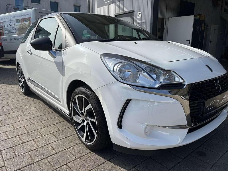 Gebraucht Citroën DS3 Chic 82 PS (60 kW) 2016 Weiß Kleinwagen