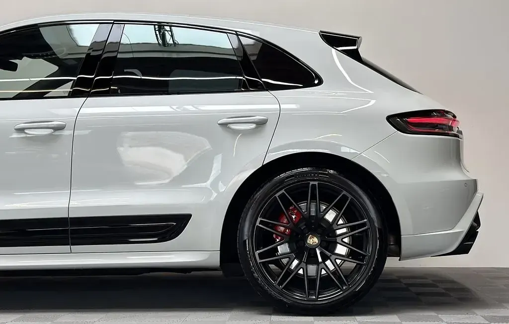 Gebraucht Porsche Macan GTS Chrono 441 PS (324 kW) 2022 Weiß SUV