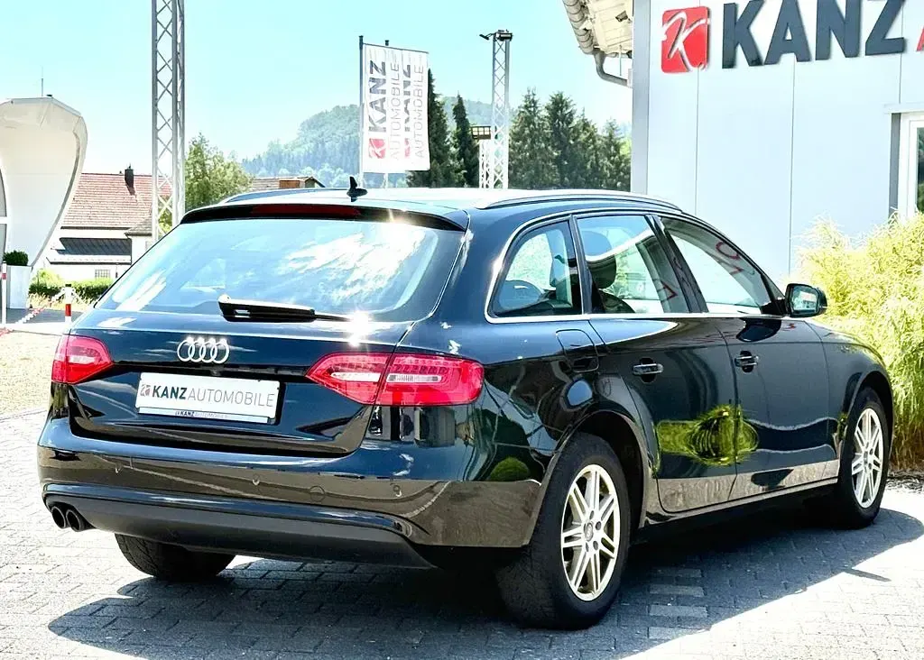 Gebraucht Audi A4 Ambiente 177 PS (130 kW) 2013 Schwarz Kombi