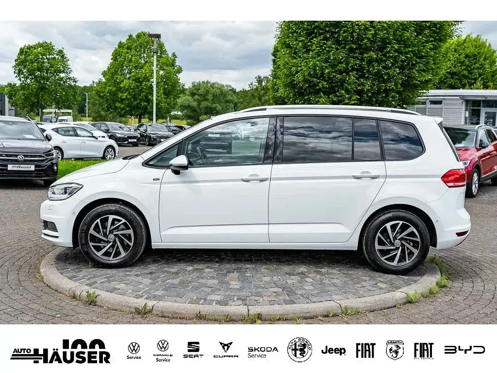 Käytetty VW Touran Join 150 HP (110 kW) 2019 Valkoinen Tila-auto