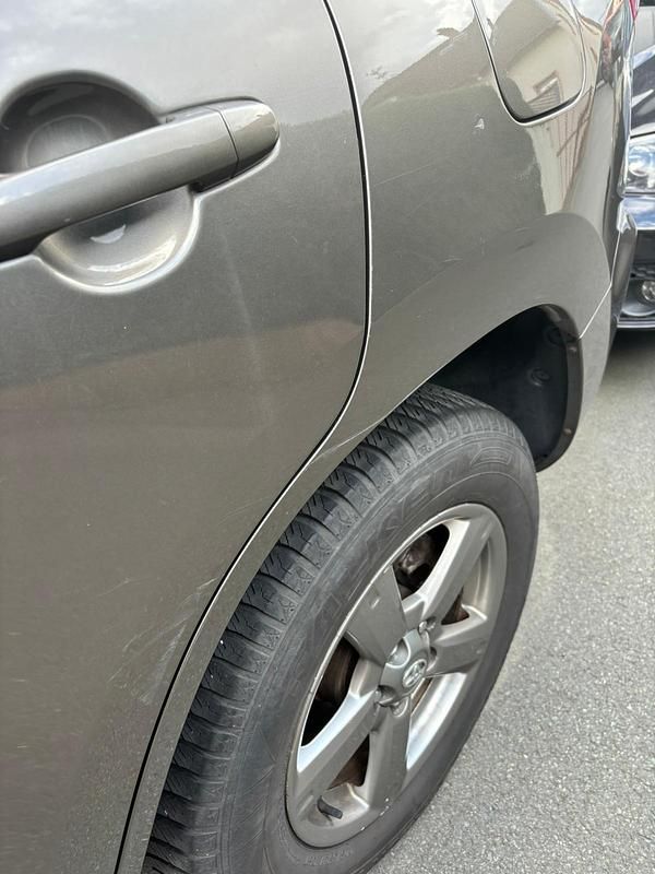 Braun Gebraucht 2012 Toyota RAV4 SUV | 8.700 € (Guter Preis) - Bild 1/4