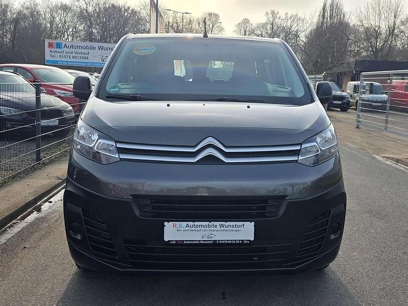 Gebraucht Citroën Jumpy 150 PS (110 kW) 2018 Lackierung platinium Van / Kleinbus