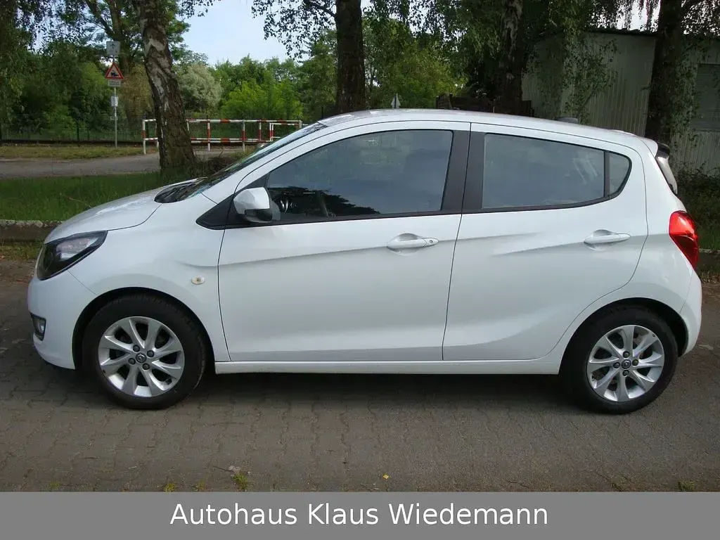Używany Opel Karl Innovation 75 KM (55 kW) 2016 Biały Hatchback