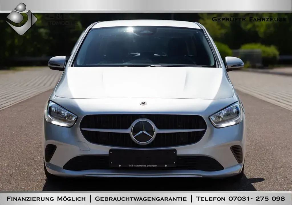 Gebraucht Mercedes 200 150 PS (110 kW) 2023 Silber Limousine