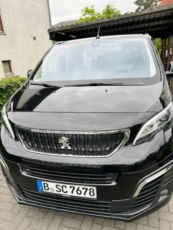 Gebraucht Peugeot Traveller Allure 177 PS (130 kW) 2018 Schwarz Van / Kleinbus