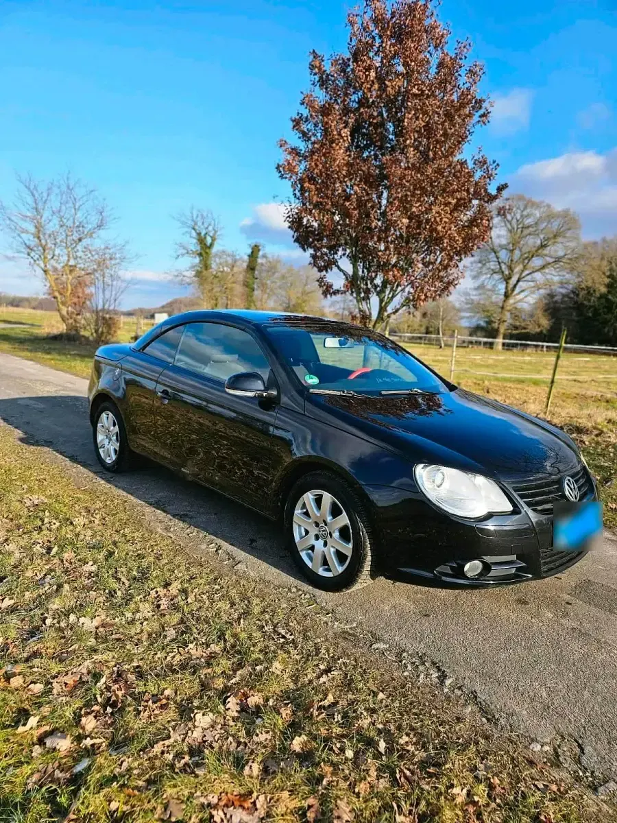 Second-hand VW Eos 140 CP (102 kW) 2008 Negru Cabrio